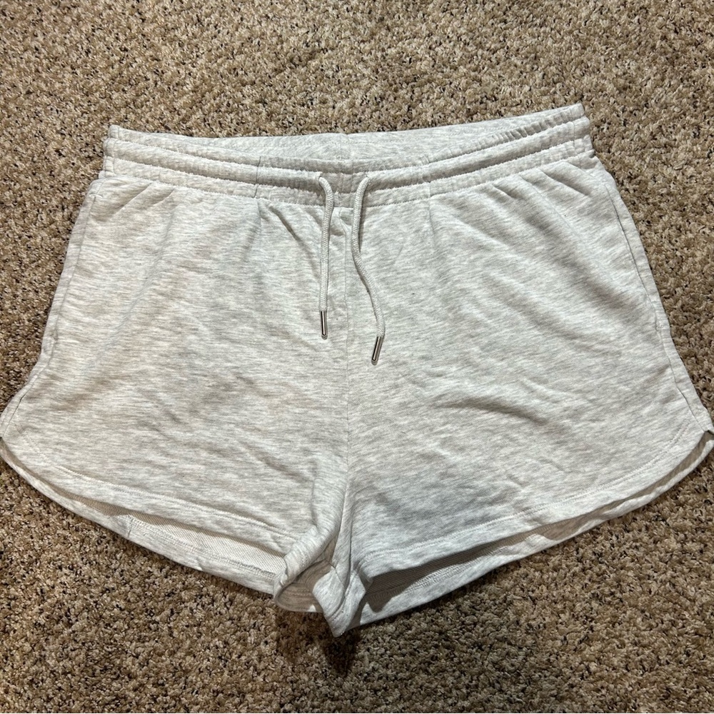 H&M Gray Athletic Shorts with Elastic Waistband Size L